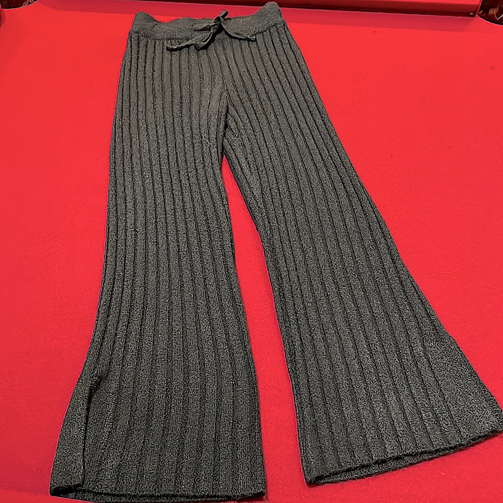 NWT AQUA Bloomingdale’s Black ribbed wide leg Sweater Pants